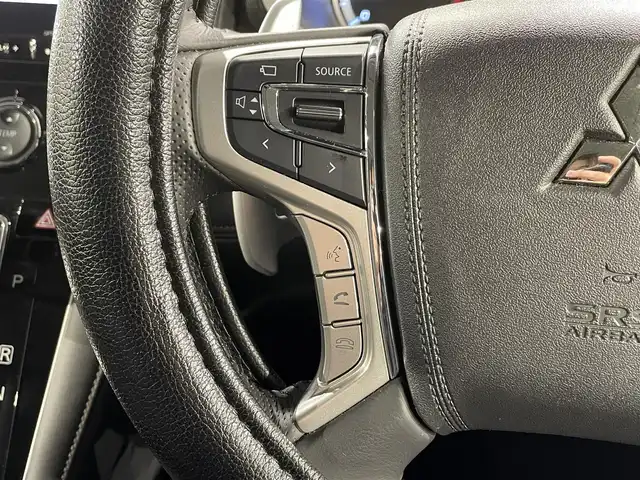 三菱 デリカＤ：５ ジャスパー 愛知県 2020(令2)年 2.6万km アイガーグレーM/ダイヤモンドブラックマイカ ワンオーナー/切替４WD/ディーゼル・ターボ/純正10インチナビ/【フルセグTV、BT、MSV、DVD、CD、AM、FM】/全方位モニター/衝突軽減ブレーキ/レーダークルーズコントロール/AC100V/ETC/パドルシフト/アイドリングストップ/レーンキープアシスト/電動パーキングブレーキ/フロアマット/ドアバイザー/保証書/取説/スペアキー