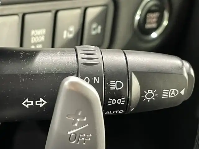 三菱 デリカＤ：５ ジャスパー 愛知県 2020(令2)年 2.6万km アイガーグレーM/ダイヤモンドブラックマイカ ワンオーナー/切替４WD/ディーゼル・ターボ/純正10インチナビ/【フルセグTV、BT、MSV、DVD、CD、AM、FM】/全方位モニター/衝突軽減ブレーキ/レーダークルーズコントロール/AC100V/ETC/パドルシフト/アイドリングストップ/レーンキープアシスト/電動パーキングブレーキ/フロアマット/ドアバイザー/保証書/取説/スペアキー