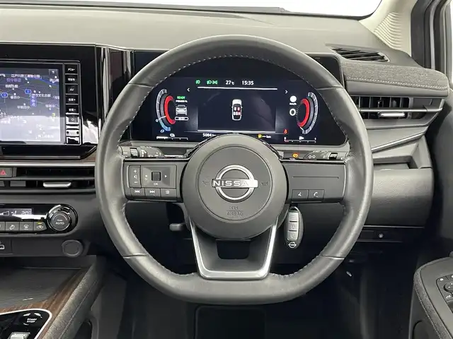 日産 オーラ G レザーエディション 埼玉県 2024(令6)年 0.5万km ピュアホワイトパール 純正９インチディスプレイオーディオ　アラウンドビューモニター　ＢＳＩ　ビルトインＥＴＣ　黒レザーシート　デジタルインナーミラー　ＨＤＭＩ　オートハイビーム　純正アルミホイール　ＬＥＤヘッドライト　ＴＶ