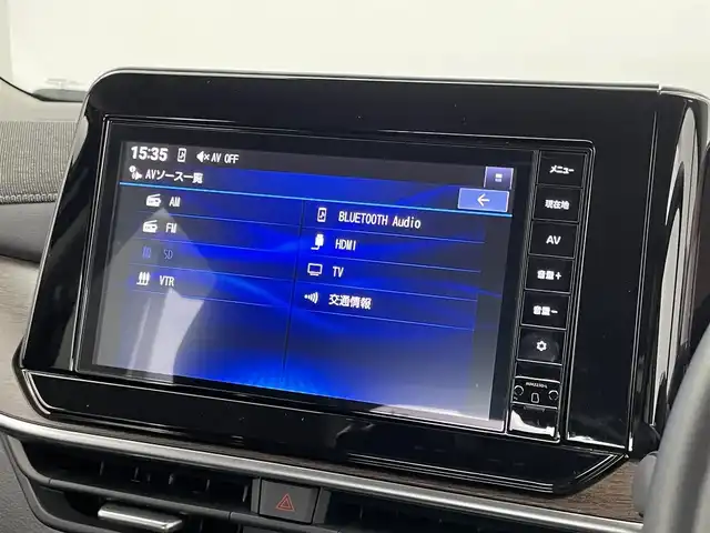 日産 オーラ G レザーエディション 埼玉県 2024(令6)年 0.5万km ピュアホワイトパール 純正９インチディスプレイオーディオ　アラウンドビューモニター　ＢＳＩ　ビルトインＥＴＣ　黒レザーシート　デジタルインナーミラー　ＨＤＭＩ　オートハイビーム　純正アルミホイール　ＬＥＤヘッドライト　ＴＶ