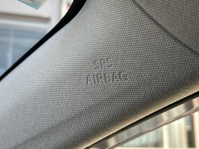 トヨタ プリウス S ツーリングセレクション 静岡県 2018(平30)年 7万km アティチュードブラックマイカ トヨタセーフティセンス/プリクラッシュセーフティ/レーンキープアシスト/レーダークルーズコンロトール/純正ナビ/フルセグTV/CD/DVD/Bluetooth/ラジオ/主要装備/レザーシート/シートヒーター/バックカメラ/ETC/LEDヘッドライト/プッシュスタート/スマートキー