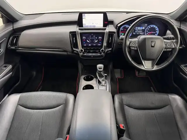 トヨタ クラウン ハイブリッド RS リミテッド 三重県 2020(令2)年 5.4万km ホワイトパールクリスタルシャイン ハイブリッド/FR/MTモード付フロアCVT/純正 8インチナビ/（AM/FM/CD/DVD/Blu-ray/SDREC/SD/USB/Bluetooth/Miracast/AUX/TV）/パノラミックビューモニター/ドライブレコーダー 前方/ビルトイン ETC/Toyota Safety Sense/・プリクラッシュセーフティ/・レーントレーシングアシスト/・レーダークルコン/・ロードサインアシスト/・アダプティブハイビームシステム/・ブラインドスポットモニター＋リヤクロストラフィックオートブレーキ/・インテリジェントクリアランスソナー［パーキングサポートブレーキ（静止物）］/・インテリジェント パーキングアシスト2/・リヤカメラディテクション［RCD］/など/装備/・ハーフレザーシート/・シートヒーター（D/N）/・ステアリングヒーター/・パワーシート（D8way＋ランバーサポート/N4way（肩口スイッチ付））/・カラーヘッドアップディスプレイ/・左右独立オートエアコン/・雨滴感応式フロントワイパー/・AC100Vコンセント（100W）/・3眼LEDヘッドランプ/・オートライト/・専用18inAW/・プッシュスタート/・保/取/ナビ取/・スマートキーx2/など