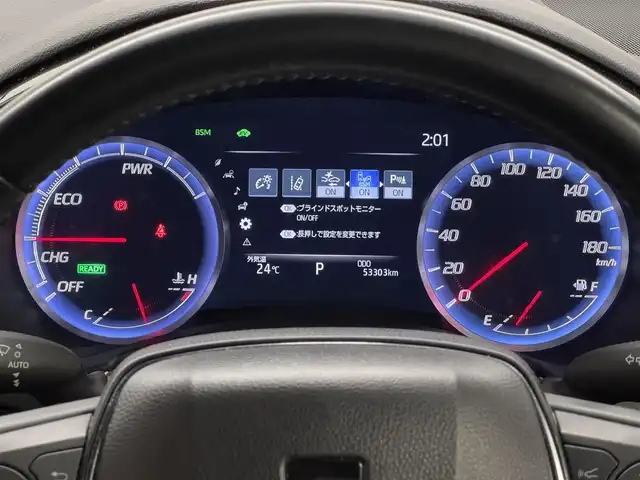 トヨタ クラウン ハイブリッド RS リミテッド 三重県 2020(令2)年 5.4万km ホワイトパールクリスタルシャイン ハイブリッド/FR/MTモード付フロアCVT/純正 8インチナビ/（AM/FM/CD/DVD/Blu-ray/SDREC/SD/USB/Bluetooth/Miracast/AUX/TV）/パノラミックビューモニター/ドライブレコーダー 前方/ビルトイン ETC/Toyota Safety Sense/・プリクラッシュセーフティ/・レーントレーシングアシスト/・レーダークルコン/・ロードサインアシスト/・アダプティブハイビームシステム/・ブラインドスポットモニター＋リヤクロストラフィックオートブレーキ/・インテリジェントクリアランスソナー［パーキングサポートブレーキ（静止物）］/・インテリジェント パーキングアシスト2/・リヤカメラディテクション［RCD］/など/装備/・ハーフレザーシート/・シートヒーター（D/N）/・ステアリングヒーター/・パワーシート（D8way＋ランバーサポート/N4way（肩口スイッチ付））/・カラーヘッドアップディスプレイ/・左右独立オートエアコン/・雨滴感応式フロントワイパー/・AC100Vコンセント（100W）/・3眼LEDヘッドランプ/・オートライト/・専用18inAW/・プッシュスタート/・保/取/ナビ取/・スマートキーx2/など