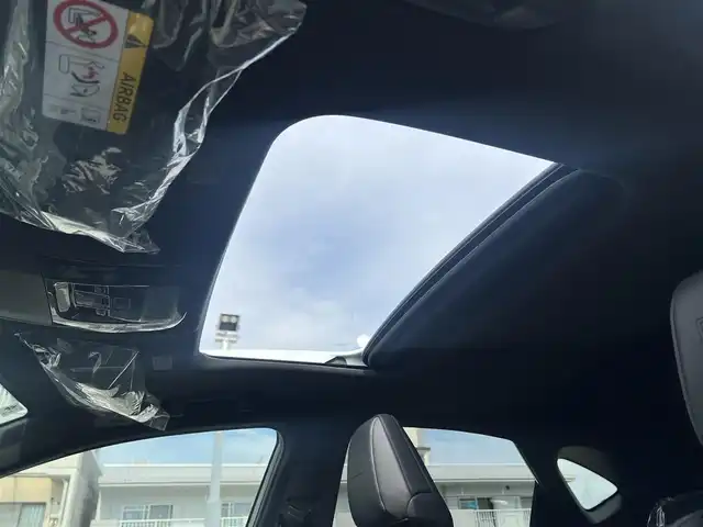 レクサス ＮＸ 350h Fスポーツ 広島県 2025(令7)年 0.1千km ホワイトノーヴァガラスフレーク ○走行距離14km（検査時）/ワンオーナー/ムーンルーフ/パノラミックビューモニターセット/純正ナビ/・フルセグTV/・Bluetooth/セーフティシステムプラス/・プリクラッシュセーフティ/・レーンディパーチャーアラート/・レーントレーシングアシスト/・レーダークルーズコントロール/・ロードサインアシスト/・発進遅れ告知システム/・ドライバー異常時対応システム/・プロアクティブドライビングアシスト/・オートマチックハイビーム/ブラインドスポットモニター/パーキングサポートブレーキ/ドライビングモードセレクト/パワーシート（運転席：メモリ付き/助手席）/シートヒーター（運転席/助手席）/ベンチレーション（運転席/助手席）/ステアリングヒーター/ハンズフリーパワーバックドア/○タイヤサイズ：235/50R20/・20インチ5本V字スポークアルミホイール