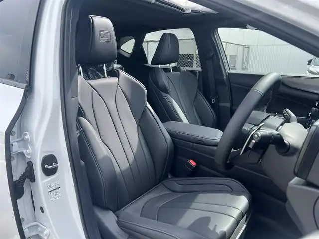 レクサス ＮＸ 350h Fスポーツ 広島県 2025(令7)年 0.1千km ホワイトノーヴァガラスフレーク ○走行距離14km（検査時）/ワンオーナー/ムーンルーフ/パノラミックビューモニターセット/純正ナビ/・フルセグTV/・Bluetooth/セーフティシステムプラス/・プリクラッシュセーフティ/・レーンディパーチャーアラート/・レーントレーシングアシスト/・レーダークルーズコントロール/・ロードサインアシスト/・発進遅れ告知システム/・ドライバー異常時対応システム/・プロアクティブドライビングアシスト/・オートマチックハイビーム/ブラインドスポットモニター/パーキングサポートブレーキ/ドライビングモードセレクト/パワーシート（運転席：メモリ付き/助手席）/シートヒーター（運転席/助手席）/ベンチレーション（運転席/助手席）/ステアリングヒーター/ハンズフリーパワーバックドア/○タイヤサイズ：235/50R20/・20インチ5本V字スポークアルミホイール