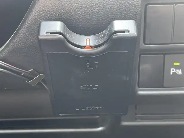スズキ ワゴンＲ HYBRID FX 兵庫県 2020(令2)年 10.5万km ピュアホワイトP 後方コーナーセンサー/社外カーオーディオ/衝突被害軽減システム/レーンキープアシスト/横滑り防止装置/盗難防止装置/アイドリングストップ/スマートキー/ダブルエアバッグ/保証書・取説/社外AW(155/65/14)