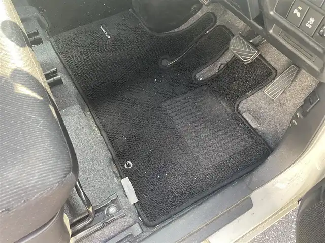 スズキ ワゴンＲ HYBRID FX 兵庫県 2020(令2)年 10.5万km ピュアホワイトP 後方コーナーセンサー/社外カーオーディオ/衝突被害軽減システム/レーンキープアシスト/横滑り防止装置/盗難防止装置/アイドリングストップ/スマートキー/ダブルエアバッグ/保証書・取説/社外AW(155/65/14)