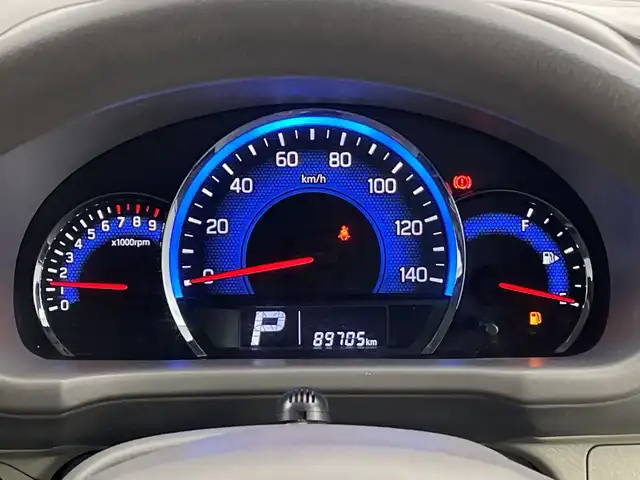 日産 ＮＶ１００クリッパー リオ E 新潟県 2016(平28)年 9万km ブルーイッシュブラック 4WD/純正ディーラーＯＰナビ（MM316D-A）/フルセグＴＶ/SD/DVD再生機能/USB接続/Bluetooth/ETC/シートヒーター/片側パワースライドドア/プッシュスタート/オートライト/革調シートカバー/純正アルミホイール/ステアリングスイッチ/純正フロアマット