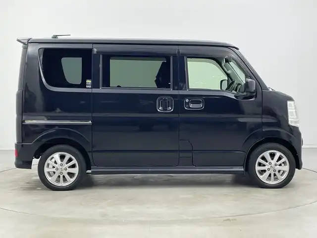 日産 ＮＶ１００クリッパー リオ E 新潟県 2016(平28)年 9万km ブルーイッシュブラック 4WD/純正ディーラーＯＰナビ（MM316D-A）/フルセグＴＶ/SD/DVD再生機能/USB接続/Bluetooth/ETC/シートヒーター/片側パワースライドドア/プッシュスタート/オートライト/革調シートカバー/純正アルミホイール/ステアリングスイッチ/純正フロアマット