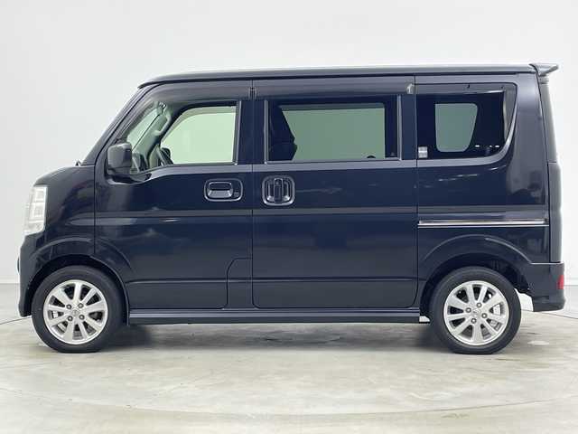 日産 ＮＶ１００クリッパー リオ E 新潟県 2016(平28)年 9万km ブルーイッシュブラック 4WD/純正ディーラーＯＰナビ（MM316D-A）/フルセグＴＶ/SD/DVD再生機能/USB接続/Bluetooth/ETC/シートヒーター/片側パワースライドドア/プッシュスタート/オートライト/革調シートカバー/純正アルミホイール/ステアリングスイッチ/純正フロアマット