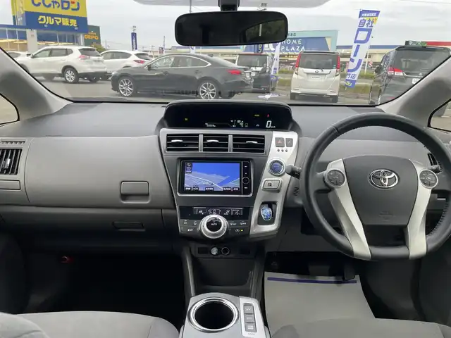 トヨタ プリウス α S ツーリングセレクション 長崎県 2012(平24)年 5.9万km ホワイトパールクリスタルシャイン (株)IDOMが運営する【じしゃロン長崎店】の自社ローン対象車両になります。こちらは現金ご利用時の価格です。自社ローンご希望の方は別途その旨お申付け下さい。/・ワンオーナー/・フルセグテレビ/・バックカメラ/・プッシュスタート/・ETC/・LEDヘッドライト/・純正AW/・Fアンダースポイラー/・Rアンダースポイラー