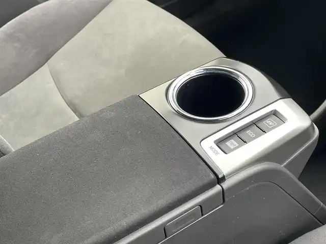 トヨタ プリウス α S ツーリングセレクション 長崎県 2012(平24)年 5.9万km ホワイトパールクリスタルシャイン (株)IDOMが運営する【じしゃロン長崎店】の自社ローン対象車両になります。こちらは現金ご利用時の価格です。自社ローンご希望の方は別途その旨お申付け下さい。/・ワンオーナー/・フルセグテレビ/・バックカメラ/・プッシュスタート/・ETC/・LEDヘッドライト/・純正AW/・Fアンダースポイラー/・Rアンダースポイラー