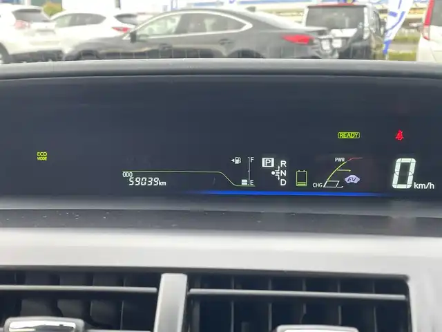 トヨタ プリウス α S ツーリングセレクション 長崎県 2012(平24)年 5.9万km ホワイトパールクリスタルシャイン (株)IDOMが運営する【じしゃロン長崎店】の自社ローン対象車両になります。こちらは現金ご利用時の価格です。自社ローンご希望の方は別途その旨お申付け下さい。/・ワンオーナー/・フルセグテレビ/・バックカメラ/・プッシュスタート/・ETC/・LEDヘッドライト/・純正AW/・Fアンダースポイラー/・Rアンダースポイラー