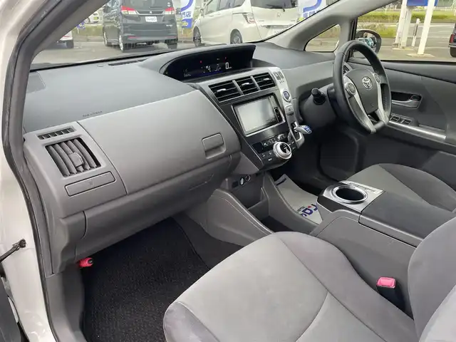 トヨタ プリウス α S ツーリングセレクション 長崎県 2012(平24)年 5.9万km ホワイトパールクリスタルシャイン (株)IDOMが運営する【じしゃロン長崎店】の自社ローン対象車両になります。こちらは現金ご利用時の価格です。自社ローンご希望の方は別途その旨お申付け下さい。/・ワンオーナー/・フルセグテレビ/・バックカメラ/・プッシュスタート/・ETC/・LEDヘッドライト/・純正AW/・Fアンダースポイラー/・Rアンダースポイラー