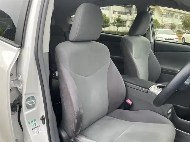 トヨタ プリウス α S ツーリングセレクション 長崎県 2012(平24)年 5.9万km ホワイトパールクリスタルシャイン (株)IDOMが運営する【じしゃロン長崎店】の自社ローン対象車両になります。こちらは現金ご利用時の価格です。自社ローンご希望の方は別途その旨お申付け下さい。/・ワンオーナー/・フルセグテレビ/・バックカメラ/・プッシュスタート/・ETC/・LEDヘッドライト/・純正AW/・Fアンダースポイラー/・Rアンダースポイラー