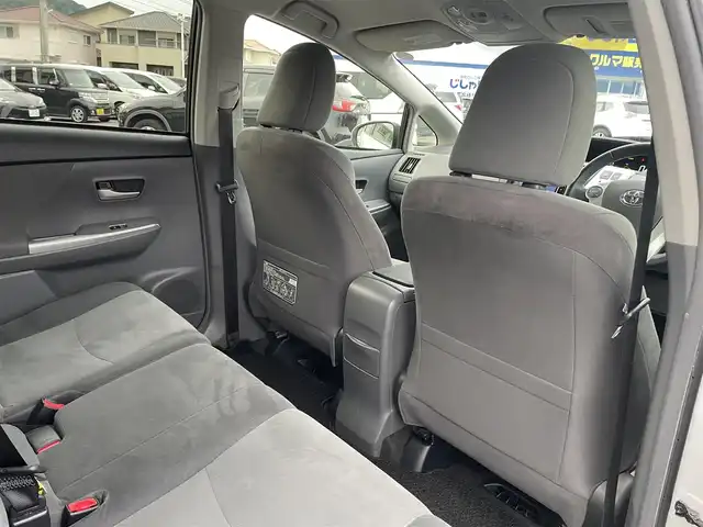 トヨタ プリウス α S ツーリングセレクション 長崎県 2012(平24)年 5.9万km ホワイトパールクリスタルシャイン (株)IDOMが運営する【じしゃロン長崎店】の自社ローン対象車両になります。こちらは現金ご利用時の価格です。自社ローンご希望の方は別途その旨お申付け下さい。/・ワンオーナー/・フルセグテレビ/・バックカメラ/・プッシュスタート/・ETC/・LEDヘッドライト/・純正AW/・Fアンダースポイラー/・Rアンダースポイラー