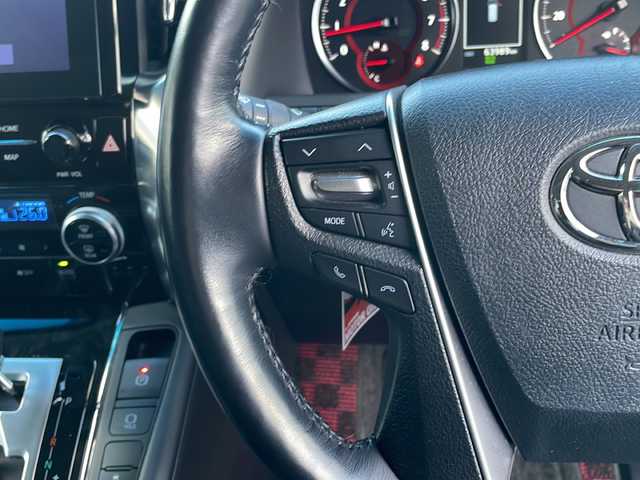 トヨタ アルファード S Cパッケージ 島根県 2020(令2)年 6.4万km ホワイトパールクリスタルシャイン メーカーナビゲーション/フルセグ BT CD DVD Miracast/サンルーフ/純正フリップダウンモニター/レーダークルーズコントロール/パワーバックドア/バックカメラ/ビルトインETC/社外前後ドライブレコーダー/両側パワースライドドア/ハンドルヒーター/D/N席パワーシート/D/N席シートヒーター/D/N席エアシート/D席メモリシート/電子パーキング/AUTOHOLD/オートマチックハイビーム/LEDヘッドライト/フォグライト/AUTOライト/オートリトラミラー/後席サイドサンシェード/純正18インチアルミホイール/カーテンエアバッグ/革巻きステアリング/ステアリングリモコン