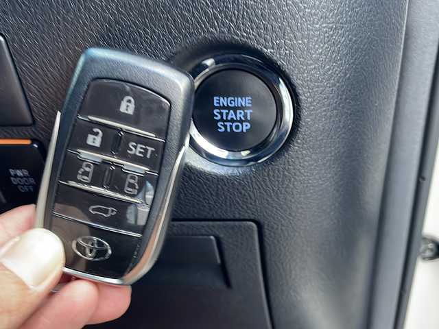 トヨタ アルファード S Cパッケージ 島根県 2020(令2)年 6.4万km ホワイトパールクリスタルシャイン メーカーナビゲーション/フルセグ BT CD DVD Miracast/サンルーフ/純正フリップダウンモニター/レーダークルーズコントロール/パワーバックドア/バックカメラ/ビルトインETC/社外前後ドライブレコーダー/両側パワースライドドア/ハンドルヒーター/D/N席パワーシート/D/N席シートヒーター/D/N席エアシート/D席メモリシート/電子パーキング/AUTOHOLD/オートマチックハイビーム/LEDヘッドライト/フォグライト/AUTOライト/オートリトラミラー/後席サイドサンシェード/純正18インチアルミホイール/カーテンエアバッグ/革巻きステアリング/ステアリングリモコン