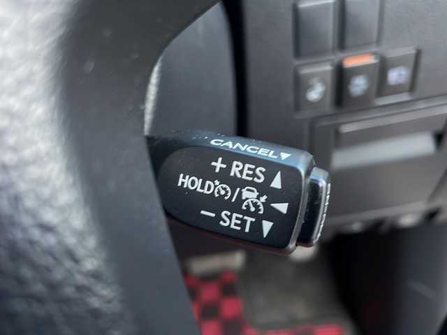 トヨタ アルファード S Cパッケージ 島根県 2020(令2)年 6.4万km ホワイトパールクリスタルシャイン メーカーナビゲーション/フルセグ BT CD DVD Miracast/サンルーフ/純正フリップダウンモニター/レーダークルーズコントロール/パワーバックドア/バックカメラ/ビルトインETC/社外前後ドライブレコーダー/両側パワースライドドア/ハンドルヒーター/D/N席パワーシート/D/N席シートヒーター/D/N席エアシート/D席メモリシート/電子パーキング/AUTOHOLD/オートマチックハイビーム/LEDヘッドライト/フォグライト/AUTOライト/オートリトラミラー/後席サイドサンシェード/純正18インチアルミホイール/カーテンエアバッグ/革巻きステアリング/ステアリングリモコン