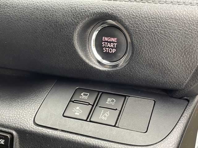 トヨタ シエンタ G 沖縄県 2020(令2)年 5.9万km ベージュ 禁煙車　/アルパインナビ/（ＡＭ／ＦＭ／ＣＤ／ＤＶＤ／Bluetooth／フルセグTV）/トヨタセーフティセンス　/パノラミックビューモニター/前後ドライブレコーダー【ZDR025】　/ビルトインＥＴＣ　/フリップダウンモニター【ALPINE】/両側パワースライドドア　/シートヒーター/革巻きステアリング/プッシュスタート/スマートキー/スペアキー/純正フロアマット/クリアランスソナー/盗難防止装置/横滑り防止装置