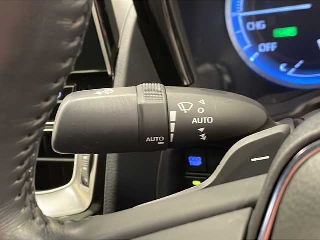 トヨタ クラウン ハイブリッド RS アドバンス 岐阜県 2020(令2)年 6.7万km プレシャスホワイトパール トヨタセーフティセンス/レーダークルーズコントロール(全車速追従機能付き)/ブラインドスポットモニター/レーントレーシングアシスト/先行車発進告知機能/ヘッドアップディスプレイ/ロードサインアシスト/アダプティブハイビームシステム/インテリジェントクリアランスソナー/純正12.3インチナビ/パノラミックビューモニター/フルセグTV/Bluetooth/DVD/Miracast/デジタルインナーミラー/リアクロストラフィックブレーキ（後方接近車両）/パーキングサポートブレーキ（静止物）/リアコンフォートパッケージ/リア電動サンシェード/全席パワーシート/全席シートヒーター/ベンチレーション/シートメモリ/ステアリングヒーター/電子パーキング/ブラックレザーシート/前後ドライブレコーダー/ビルトインETC/カードキー/保証書