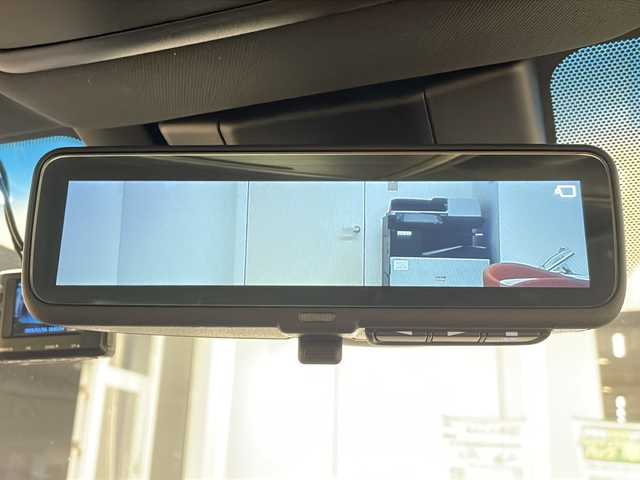 トヨタ クラウン ハイブリッド RS アドバンス 岐阜県 2020(令2)年 6.7万km プレシャスホワイトパール トヨタセーフティセンス/レーダークルーズコントロール(全車速追従機能付き)/ブラインドスポットモニター/レーントレーシングアシスト/先行車発進告知機能/ヘッドアップディスプレイ/ロードサインアシスト/アダプティブハイビームシステム/インテリジェントクリアランスソナー/純正12.3インチナビ/パノラミックビューモニター/フルセグTV/Bluetooth/DVD/Miracast/デジタルインナーミラー/リアクロストラフィックブレーキ（後方接近車両）/パーキングサポートブレーキ（静止物）/リアコンフォートパッケージ/リア電動サンシェード/全席パワーシート/全席シートヒーター/ベンチレーション/シートメモリ/ステアリングヒーター/電子パーキング/ブラックレザーシート/前後ドライブレコーダー/ビルトインETC/カードキー/保証書