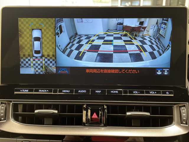 トヨタ クラウン ハイブリッド RS アドバンス 岐阜県 2020(令2)年 6.7万km プレシャスホワイトパール トヨタセーフティセンス/レーダークルーズコントロール(全車速追従機能付き)/ブラインドスポットモニター/レーントレーシングアシスト/先行車発進告知機能/ヘッドアップディスプレイ/ロードサインアシスト/アダプティブハイビームシステム/インテリジェントクリアランスソナー/純正12.3インチナビ/パノラミックビューモニター/フルセグTV/Bluetooth/DVD/Miracast/デジタルインナーミラー/リアクロストラフィックブレーキ（後方接近車両）/パーキングサポートブレーキ（静止物）/リアコンフォートパッケージ/リア電動サンシェード/全席パワーシート/全席シートヒーター/ベンチレーション/シートメモリ/ステアリングヒーター/電子パーキング/ブラックレザーシート/前後ドライブレコーダー/ビルトインETC/カードキー/保証書