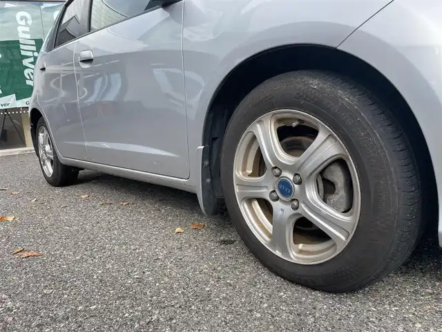 ホンダ フィット G 新潟県 2011(平23)年 7.8万km アラバスターシルバーメタリック CDプレーヤー/ドアバイザー/ETC/純正フロアマット/ECON/レベライザー/電動格納ドアミラー