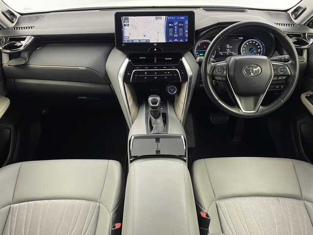 トヨタ ハリアー ハイブリッド Z 栃木県 2021(令3)年 6.4万km ホワイトパールクリスタルシャイン 純正ナビ/（BT/フルセグ/ミラーリング/AM/FM）/全方位カメラ/JBLサウンド/衝突軽減システム/車線逸脱抑制機能/横滑り防止/クリアランナソー/パーキングサポートブレーキ/クルーズコントロール/標識認識機能/電動リアゲート/ビルトインETC2.0/インテリジェントルームミラー/純正アルミホイール/社外フロアマット/ISOFIX/プッシュスタート/スマートキー/スペアキー