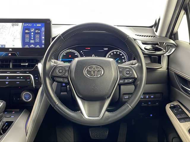 トヨタ ハリアー ハイブリッド Z 栃木県 2021(令3)年 6.4万km ホワイトパールクリスタルシャイン 純正ナビ/（BT/フルセグ/ミラーリング/AM/FM）/全方位カメラ/JBLサウンド/衝突軽減システム/車線逸脱抑制機能/横滑り防止/クリアランナソー/パーキングサポートブレーキ/クルーズコントロール/標識認識機能/電動リアゲート/ビルトインETC2.0/インテリジェントルームミラー/純正アルミホイール/社外フロアマット/ISOFIX/プッシュスタート/スマートキー/スペアキー