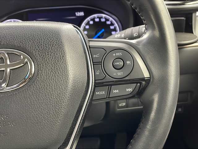 トヨタ ハリアー ハイブリッド Z 栃木県 2021(令3)年 6.4万km ホワイトパールクリスタルシャイン 純正ナビ/（BT/フルセグ/ミラーリング/AM/FM）/全方位カメラ/JBLサウンド/衝突軽減システム/車線逸脱抑制機能/横滑り防止/クリアランナソー/パーキングサポートブレーキ/クルーズコントロール/標識認識機能/電動リアゲート/ビルトインETC2.0/インテリジェントルームミラー/純正アルミホイール/社外フロアマット/ISOFIX/プッシュスタート/スマートキー/スペアキー