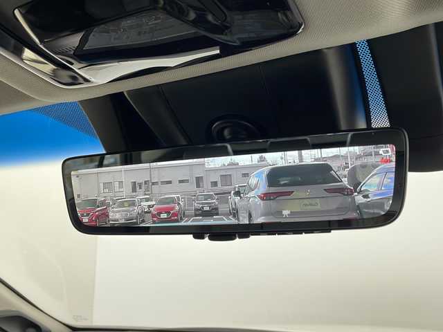 トヨタ ハリアー ハイブリッド Z 栃木県 2021(令3)年 6.4万km ホワイトパールクリスタルシャイン 純正ナビ/（BT/フルセグ/ミラーリング/AM/FM）/全方位カメラ/JBLサウンド/衝突軽減システム/車線逸脱抑制機能/横滑り防止/クリアランナソー/パーキングサポートブレーキ/クルーズコントロール/標識認識機能/電動リアゲート/ビルトインETC2.0/インテリジェントルームミラー/純正アルミホイール/社外フロアマット/ISOFIX/プッシュスタート/スマートキー/スペアキー