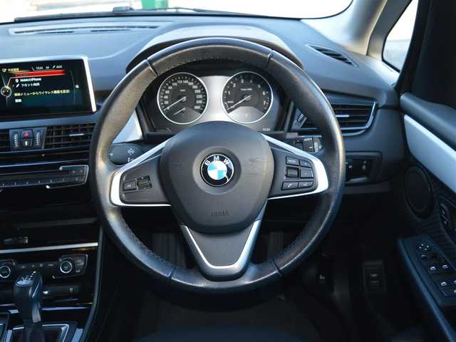 ＢＭＷ ２１８ｉ