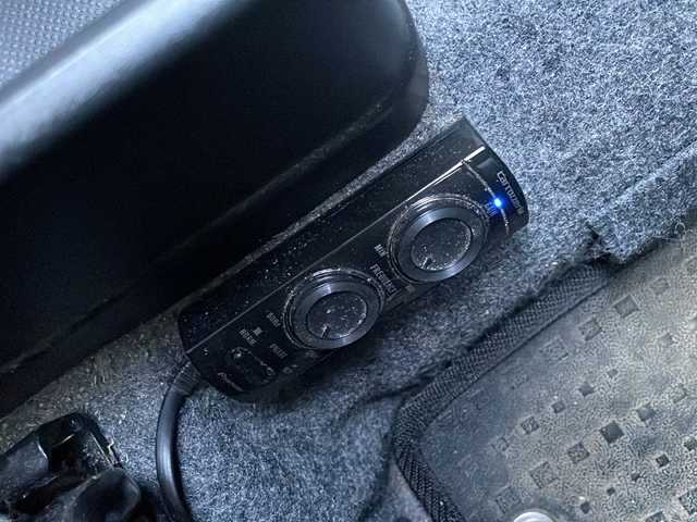 スズキ アルト ターボRS 新潟県 2016(平28)年 13万km パールホワイト 4WD/社外SDナビ/(AM/FM/CD/DVD/SD/フルセグ/Bluetooth)/バックモニター/HIDオートライト/前席シートヒーター/純正15インチアルミホイール/パドルシフト/スマートキー/ビルトインETC/シガーソケット/ドアバイザー/電格ミラー