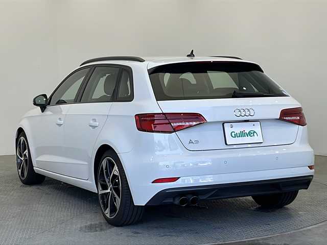 アウディ Ａ３ SB 30TFSI 栃木県 2020(令2)年 1.8万km グレイシアホワイトメタリック 純正ナビ/(フルセグ・Bluetooth・CD・SD)/バックカメラ/禁煙車/オートクルーズコントロール/前方ドライブレコーダー/本革シート/シートヒーター/ビルトインETC2.0/パドルシフト/LEDヘッドライト/オートライト/純正フロアマット/純正アルミホイール/ターボ/スマートキー/取扱説明書/保証書