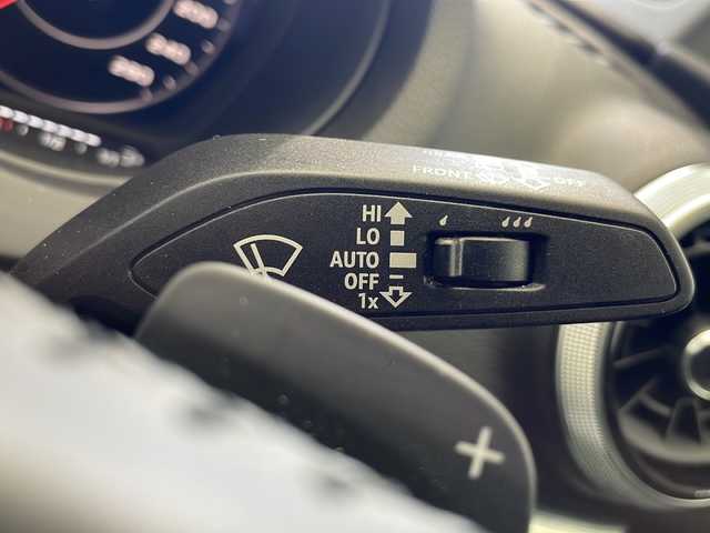 アウディ Ａ３ SB 30TFSI 栃木県 2020(令2)年 1.8万km グレイシアホワイトメタリック 純正ナビ/(フルセグ・Bluetooth・CD・SD)/バックカメラ/禁煙車/オートクルーズコントロール/前方ドライブレコーダー/本革シート/シートヒーター/ビルトインETC2.0/パドルシフト/LEDヘッドライト/オートライト/純正フロアマット/純正アルミホイール/ターボ/スマートキー/取扱説明書/保証書