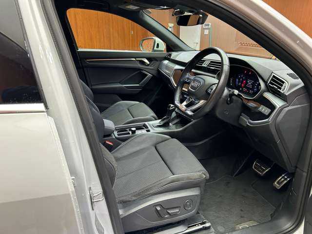 アウディ アウディ Ｑ３ 35TDIクワトロ Sライン 千葉県 2020(令2)年 4.9万km グレイシアホワイトメタリック アシスタンスＰＫＧ　/テクノロジーＰＫＧ　/バーチャルＣＰ　/純正ナビ　/３６０°カメラ　/ＡＣＣ　/ＬＥＤヘッドライト　/オートライト　/ドライブレコーダー　/電動リアゲート　/ＥＴＣ　/純正１９インチＡＷ