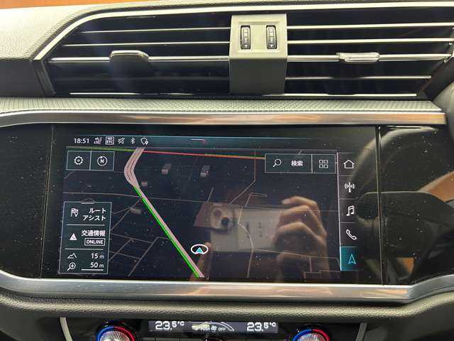 アウディ アウディ Ｑ３ 35TDIクワトロ Sライン 千葉県 2020(令2)年 4.9万km グレイシアホワイトメタリック アシスタンスＰＫＧ　/テクノロジーＰＫＧ　/バーチャルＣＰ　/純正ナビ　/３６０°カメラ　/ＡＣＣ　/ＬＥＤヘッドライト　/オートライト　/ドライブレコーダー　/電動リアゲート　/ＥＴＣ　/純正１９インチＡＷ