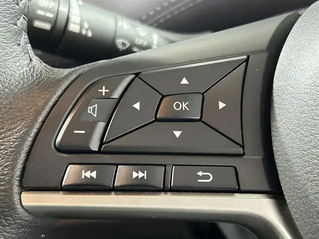 日産 セレナ e－パワー ハイウェイスター V 大阪府 2021(令3)年 2.6万km ブリリアントホワイトパール 純正ナビ/アラウンドビューモニター/Bluetooth/フルセグTV/DVD再生/純正フリップダウンモニター/プロパイロット/エマージェンシーブレーキー/デジタルインナーミラー/ドライブレコーダー/両側パワースライドドア/パーキングアシスト/ビルトインETC/オートライト/LEDヘッドライト/インテリジェントキー2本/プッシュスタート