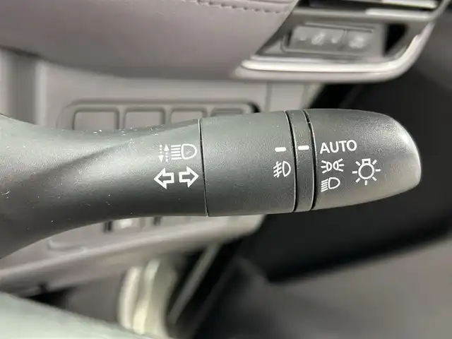 日産 セレナ e－パワー ハイウェイスター V 大阪府 2021(令3)年 2.6万km ブリリアントホワイトパール 純正ナビ/アラウンドビューモニター/Bluetooth/フルセグTV/DVD再生/純正フリップダウンモニター/プロパイロット/エマージェンシーブレーキー/デジタルインナーミラー/ドライブレコーダー/両側パワースライドドア/パーキングアシスト/ビルトインETC/オートライト/LEDヘッドライト/インテリジェントキー2本/プッシュスタート