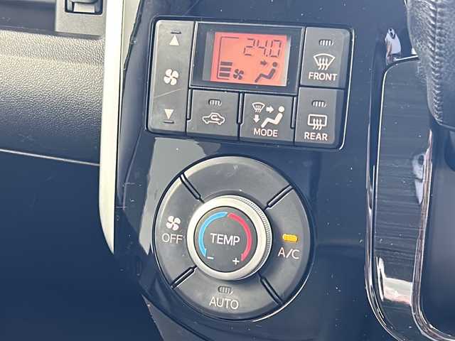 ダイハツ タント カスタム RS トップED SA 岐阜県 2014(平26)年 4.1万km ナイトシャドーパープルクリスタルM 純正8インチSDナビ/フルセグ/BT/CD/DVD/バックカメラ/衝突軽減ブレーキ/両側パワースライドドア/シートカバー/プッシュスタート/スマートキー/LEDヘッドライト/フォグランプ/フロアマット/純正15インチAW