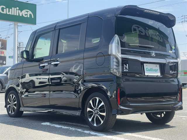 ホンダ Ｎ ＢＯＸ カスタム G L ホンダセンシング 徳島県 2019(平31)年 1.3万km クリスタルブラックパール ７インチナビ(カロッツェリア)/　　フルセグ/BT/CD/DVD/MSV/バックカメラ/片側パワースライドドア/衝突被害軽減ブレーキ/アダプティブクルーズコントロール/レーンキープアシスト/ETC/LEDヘッドライト/オートライト/フォグランプ/純正14インチアルミホイール/ドアバイザー/フロアマット/ステアリングスイッチ/スマートキー/プッシュスタート