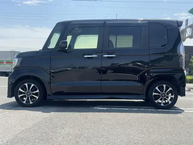 ホンダ Ｎ ＢＯＸ カスタム G L ホンダセンシング 徳島県 2019(平31)年 1.3万km クリスタルブラックパール ７インチナビ(カロッツェリア)/　　フルセグ/BT/CD/DVD/MSV/バックカメラ/片側パワースライドドア/衝突被害軽減ブレーキ/アダプティブクルーズコントロール/レーンキープアシスト/ETC/LEDヘッドライト/オートライト/フォグランプ/純正14インチアルミホイール/ドアバイザー/フロアマット/ステアリングスイッチ/スマートキー/プッシュスタート