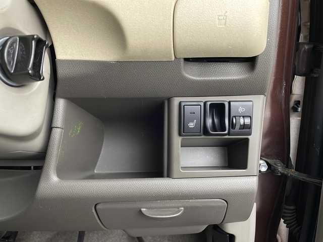 日産 モコ E FOUR 新潟県 2006(平18)年 8万km マルーンブラウンパール 4WD/純正CD/MD/スマートキー/運転席シートヒーター/オートエアコン/電動格納式ミラー/社外アルミ付きスタッドレス/　（積み込み４mm）