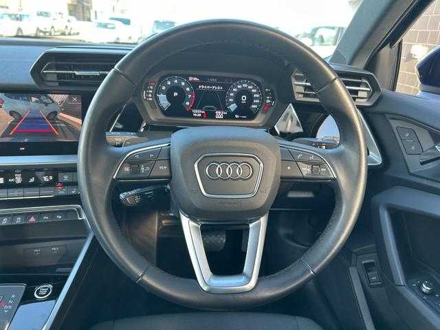 アウディ アウディ Ａ３ 埼玉県 2021(令3)年 1.3万km 青 テクノロジーＰ　/コンビニエンスＰ　/アシスタンスＰ　/純正ナビゲーション　/地上デジタル放送　/バックカメラ　/バーチャルコクピット　/パワーシート　/シートヒーター　/前後ドライブレコーダー　/ＥＴＣ