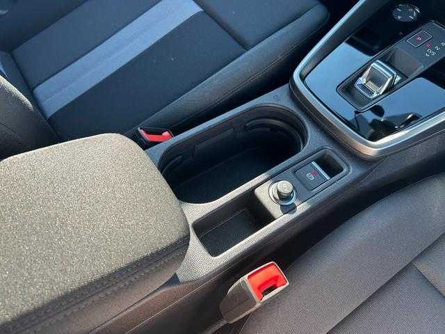 アウディ アウディ Ａ３ 埼玉県 2021(令3)年 1.3万km 青 テクノロジーＰ　/コンビニエンスＰ　/アシスタンスＰ　/純正ナビゲーション　/地上デジタル放送　/バックカメラ　/バーチャルコクピット　/パワーシート　/シートヒーター　/前後ドライブレコーダー　/ＥＴＣ