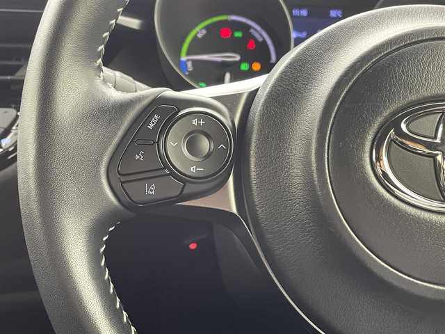 トヨタ Ｃ－ＨＲ S GRスポーツ 熊本県 2020(令2)年 3.7万km ブラック/メタルストリームM 禁煙車　/社外前後ドライブレコーダー　/全周囲カメラ　/純正８インチディスプレイオーディオ（ApplCarPlay・BT・ワンセグ・SD・USB）/ビルトインＥＴＣ　/トヨタセーフティーセンス/・プリクラッシュセーフティ/・レーンディパーチャーアラート/・レーダークルーズコントロール/・オートマチックハイビーム/横滑り防止/前席シートヒーター/ハーフレザーシート/純正フロアマット/純正19インチAW/オートライト/LEDヘッドライト/フォグライト/スマートキー/プッシュスタート/スペアキー1本/保証書/取扱説明書