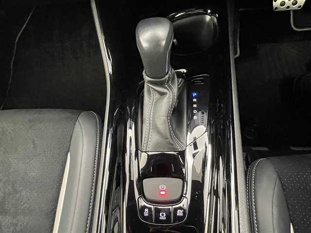 トヨタ Ｃ－ＨＲ S GRスポーツ 熊本県 2020(令2)年 3.7万km ブラック/メタルストリームM 禁煙車　/社外前後ドライブレコーダー　/全周囲カメラ　/純正８インチディスプレイオーディオ（ApplCarPlay・BT・ワンセグ・SD・USB）/ビルトインＥＴＣ　/トヨタセーフティーセンス/・プリクラッシュセーフティ/・レーンディパーチャーアラート/・レーダークルーズコントロール/・オートマチックハイビーム/横滑り防止/前席シートヒーター/ハーフレザーシート/純正フロアマット/純正19インチAW/オートライト/LEDヘッドライト/フォグライト/スマートキー/プッシュスタート/スペアキー1本/保証書/取扱説明書