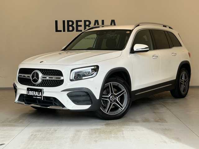 メルセデス・ベンツ Ｍ・ベンツ ＧＬＢ２００ｄ 4マチック AMGライン 熊本県 2022(令4)年 1.9万km ポーラホワイト ・スマートキー/・プッシュスタート/・アクティブステアリングアシスト/・DSR/・道路標識アシスト/・アクティブレーンキーピングアシスト/・アクティブブレーキアシシスト/・アテンションアシスト/・ブラインドスポットモニター/・レーンチェンジアシスト/・インテリジェントライトシステム/・クルーズコントロール(追従式)/・ハーフレザーシート/・前席パワーシート/・前席シートヒーター /・純正ナビ/　【Bluetooth・USB・AppleCarPlay・AnroidAuto】/・全方位カメラ/・ETC2.0/・ドライブレコーダー(前後録画)/・パワーバックドア/・LEDヘッドランプ/・純正マット/・保証書/取説
