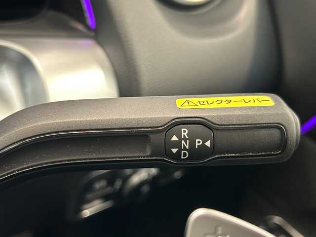 メルセデス・ベンツ Ｍ・ベンツ ＧＬＢ２００ｄ 4マチック AMGライン 熊本県 2022(令4)年 1.9万km ポーラホワイト ・スマートキー/・プッシュスタート/・アクティブステアリングアシスト/・DSR/・道路標識アシスト/・アクティブレーンキーピングアシスト/・アクティブブレーキアシシスト/・アテンションアシスト/・ブラインドスポットモニター/・レーンチェンジアシスト/・インテリジェントライトシステム/・クルーズコントロール(追従式)/・ハーフレザーシート/・前席パワーシート/・前席シートヒーター /・純正ナビ/　【Bluetooth・USB・AppleCarPlay・AnroidAuto】/・全方位カメラ/・ETC2.0/・ドライブレコーダー(前後録画)/・パワーバックドア/・LEDヘッドランプ/・純正マット/・保証書/取説